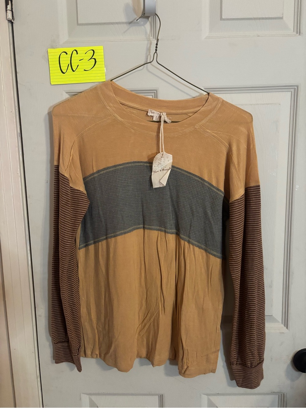 Long-Sleeve Colorblock Waffle Knit Top - Tan/Gray/Brown